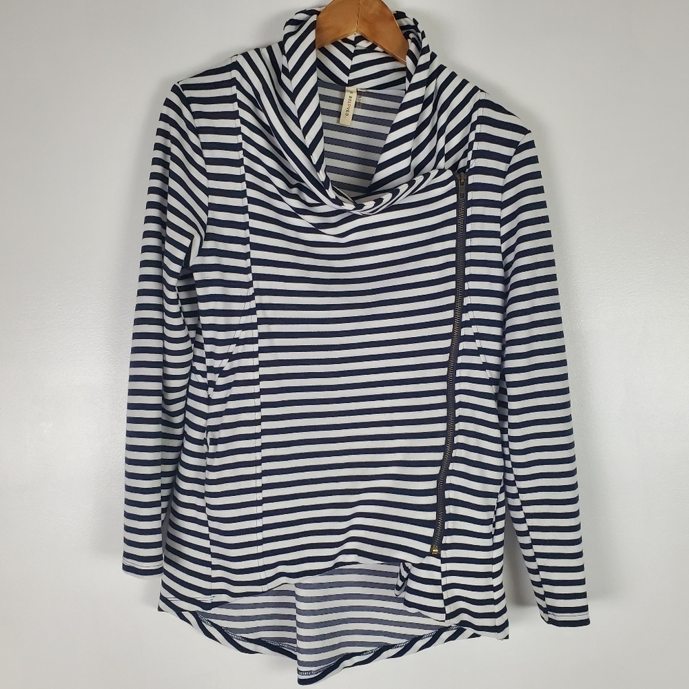 My beloved | asymmetrical zip jacket | medium - Picture 2 of 7